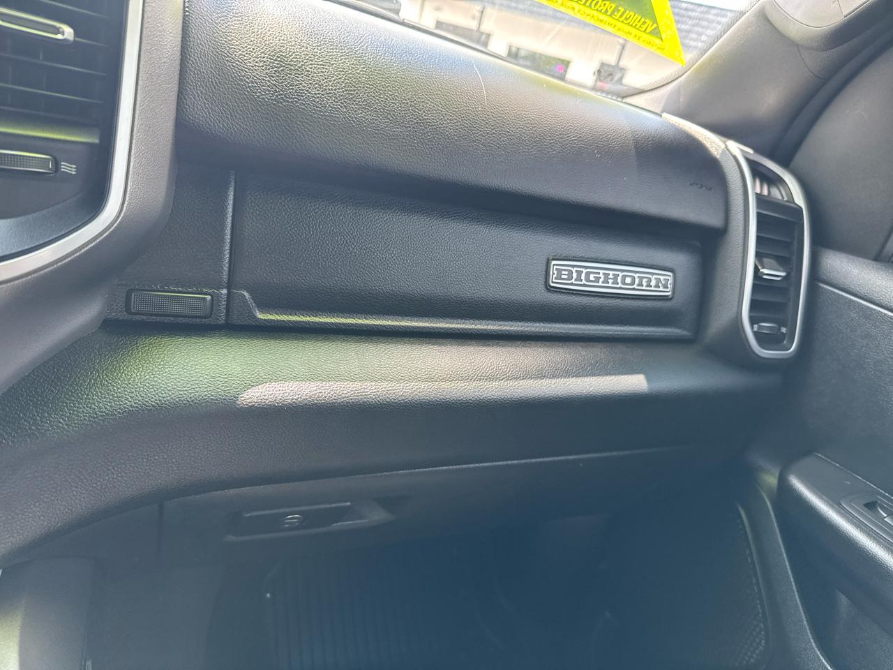 RAM 1500 Big Horn Crew Cab SWB 4WD 2021