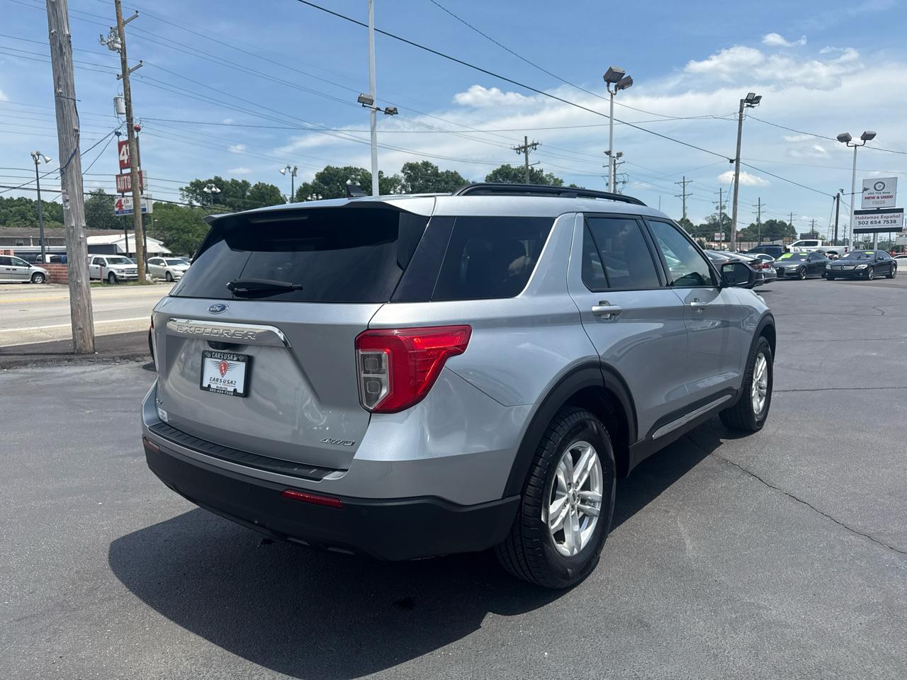 Ford Explorer 4dr 114" WB 4.0L XLT 4WD 2023