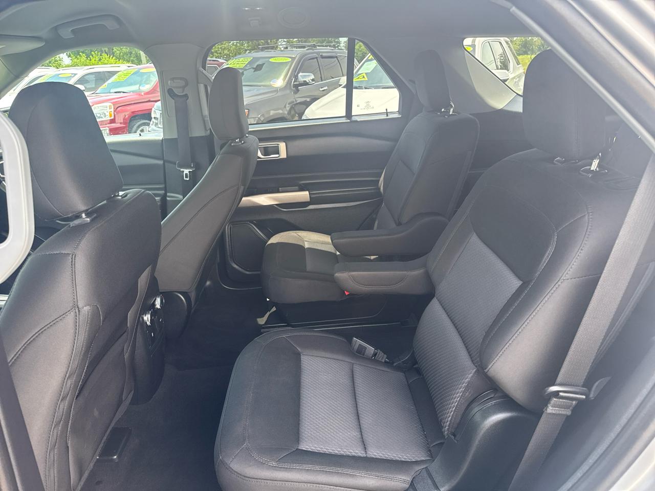 Ford Explorer 4dr 114" WB 4.0L XLT 4WD 2023