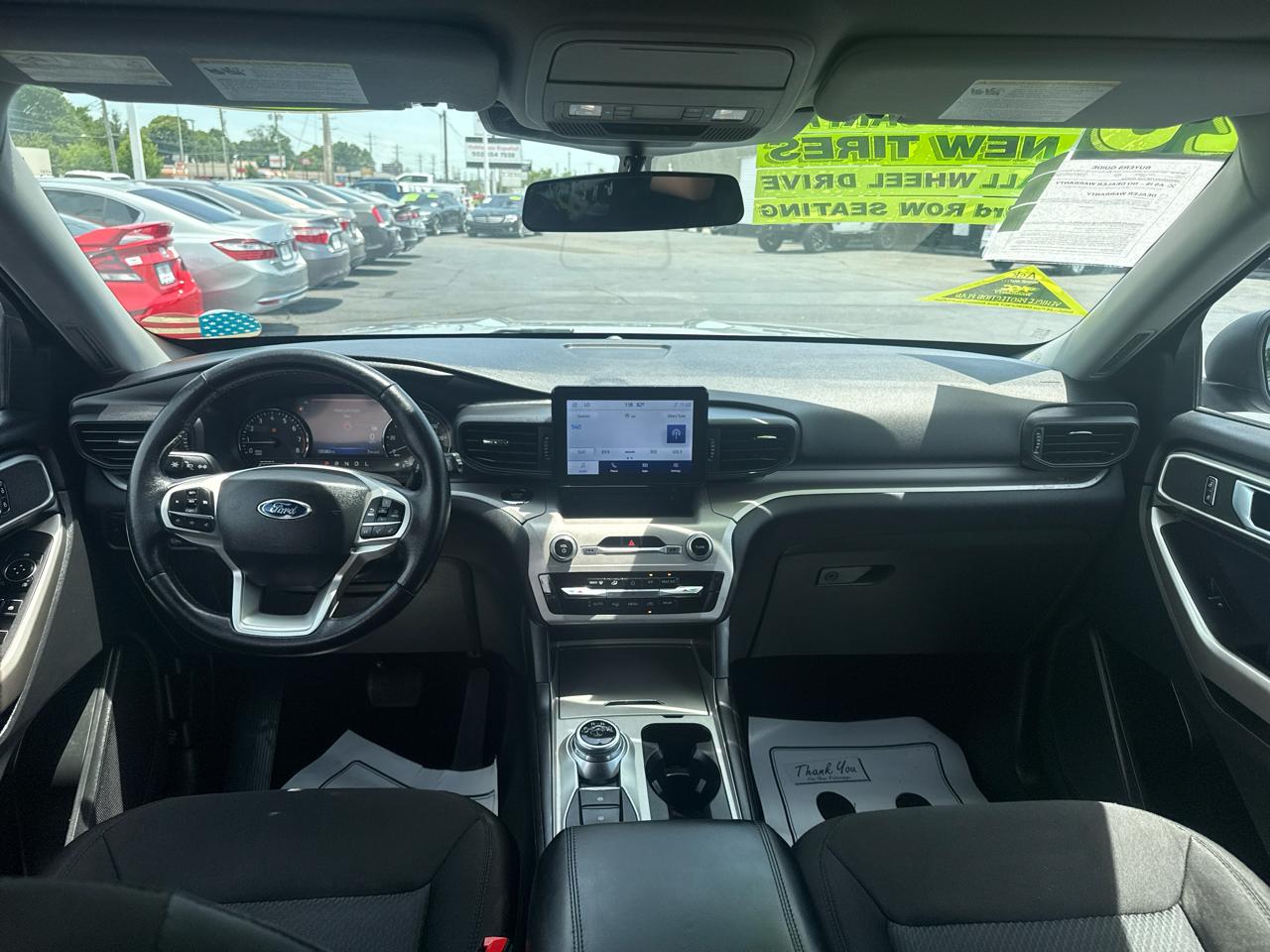Ford Explorer 4dr 114" WB 4.0L XLT 4WD 2023