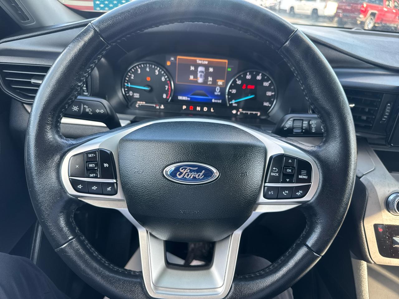 Ford Explorer 4dr 114" WB 4.6L XLT 2023