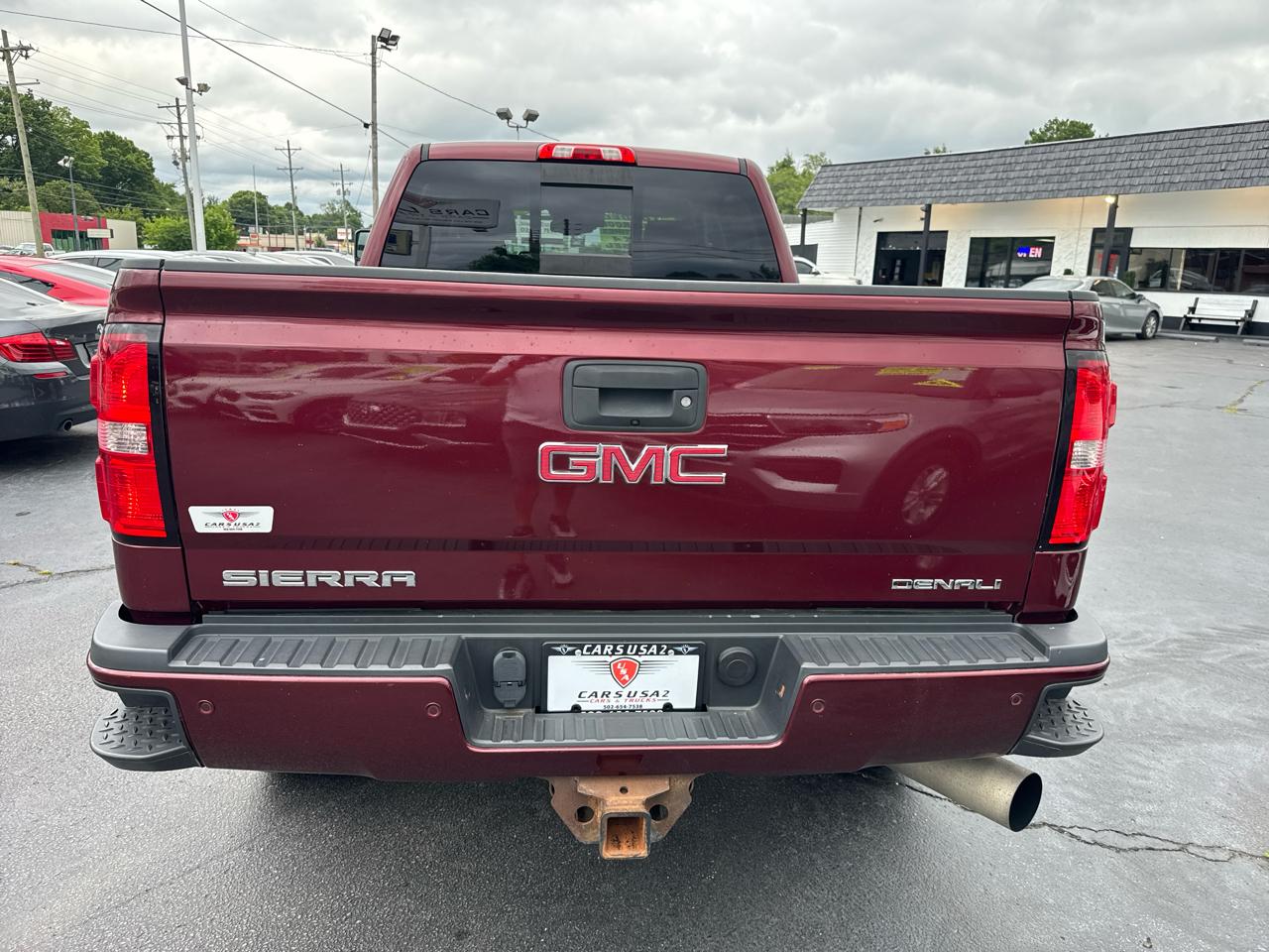 GMC Sierra 2500HD Denali Crew Cab 4WD 2016