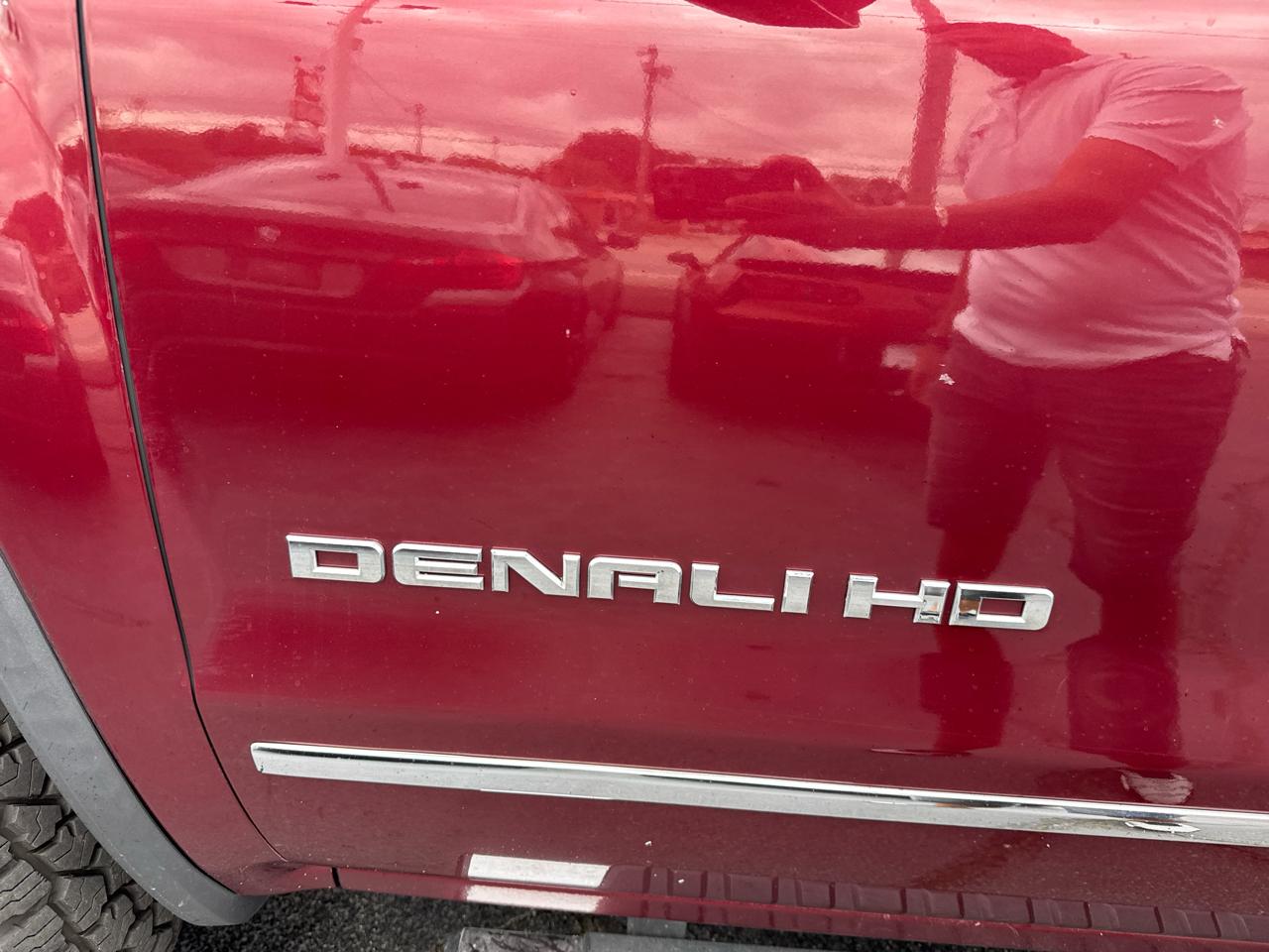 GMC Sierra 2500HD Denali Crew Cab 4WD 2016