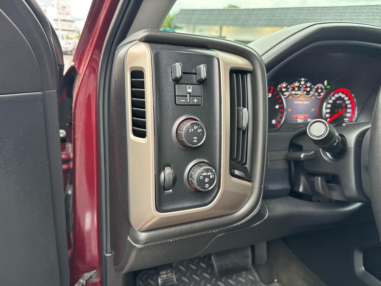 GMC Sierra 2500HD Denali Crew Cab 4WD 2016