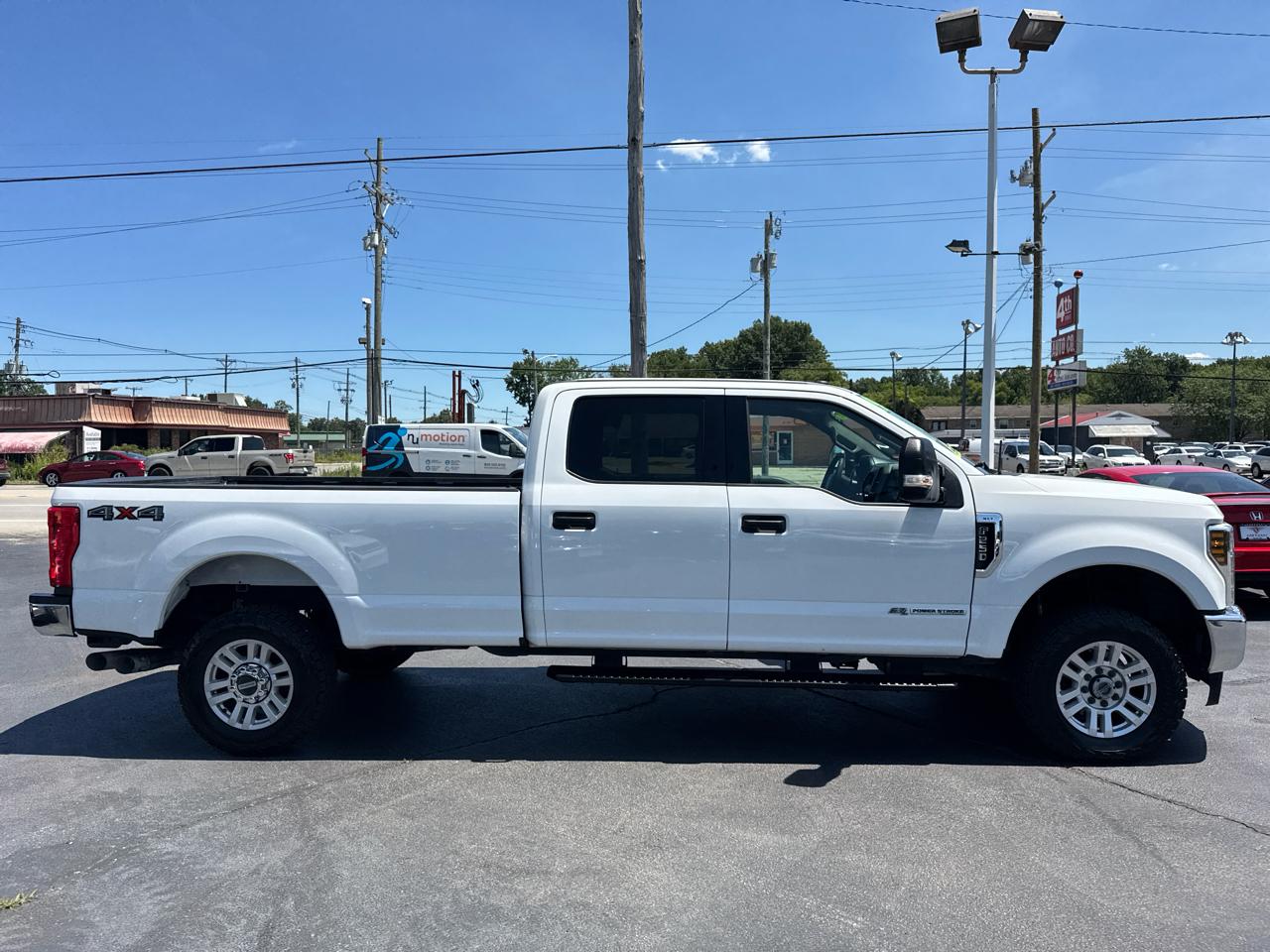 Ford F-250 SD XLT Crew Cab 4WD 2019