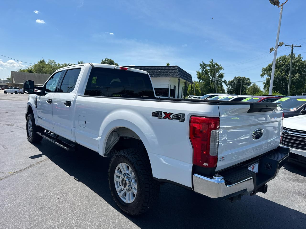 Ford F-250 SD XLT Crew Cab 4WD 2019