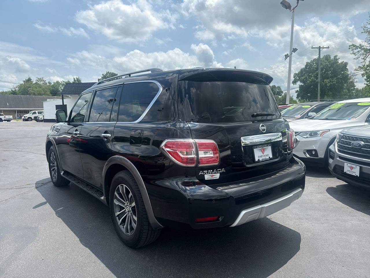 Nissan Armada Platinum AWD 2017