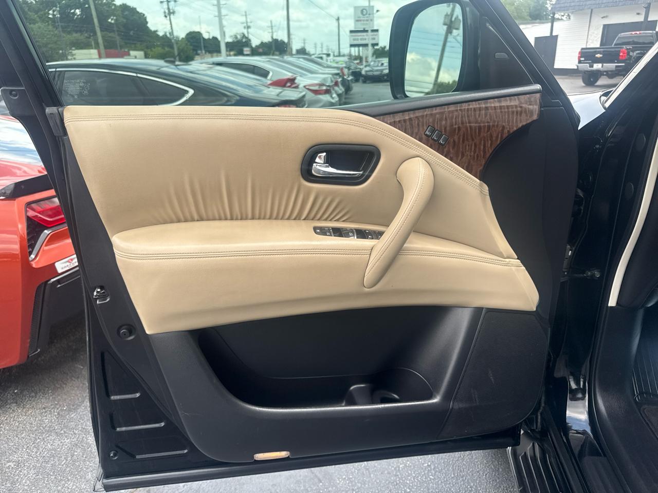 Nissan Armada Platinum AWD 2017