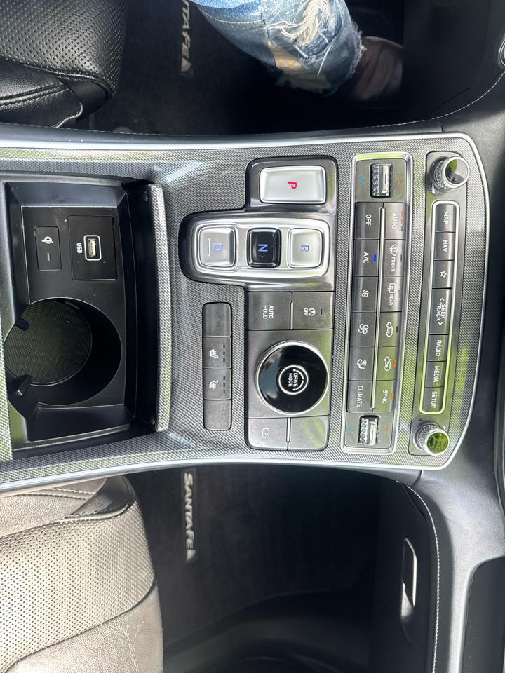 Hyundai Santa Fe SEL w/Premium Package 2022