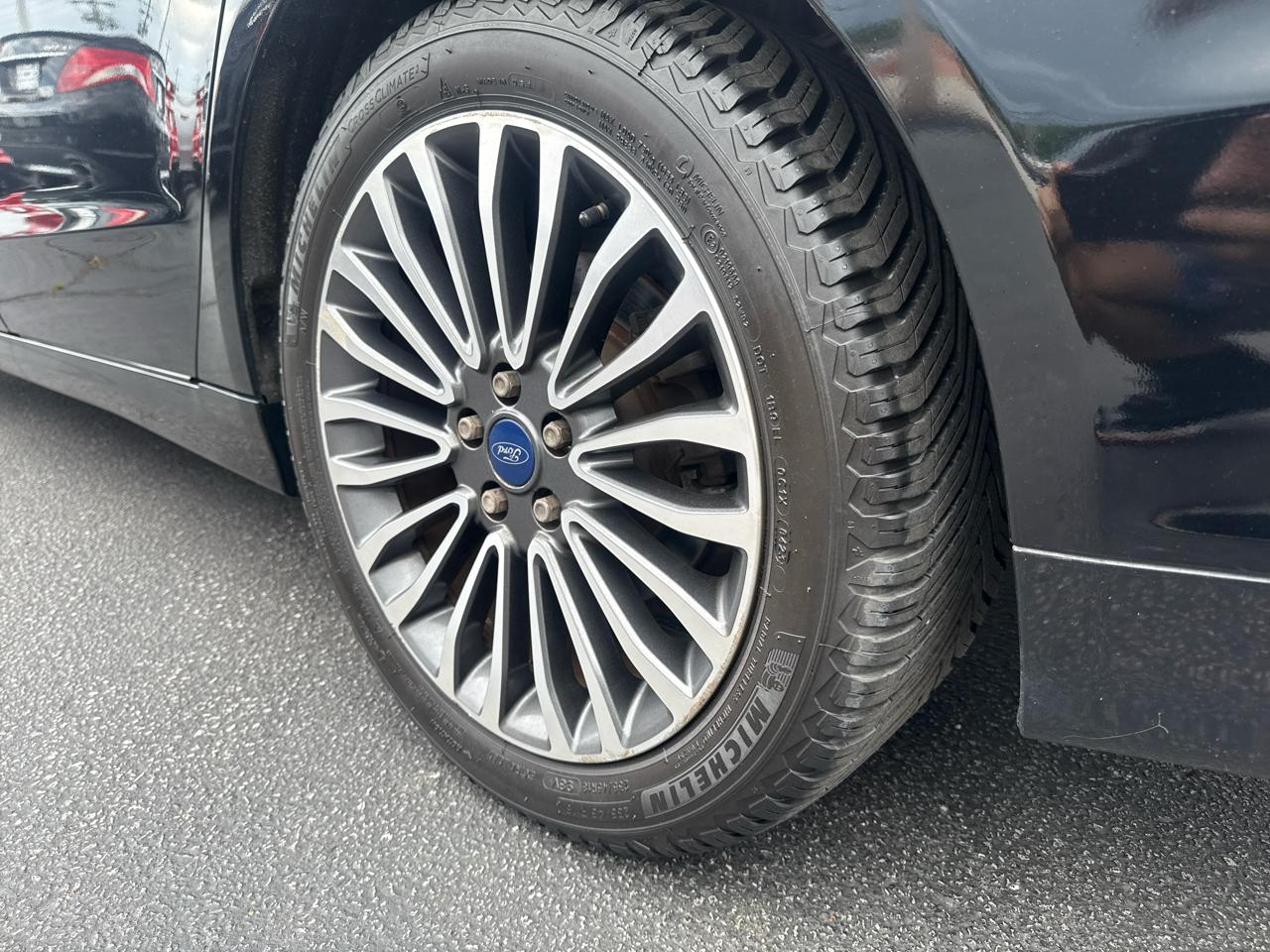 Ford Fusion SE 2017