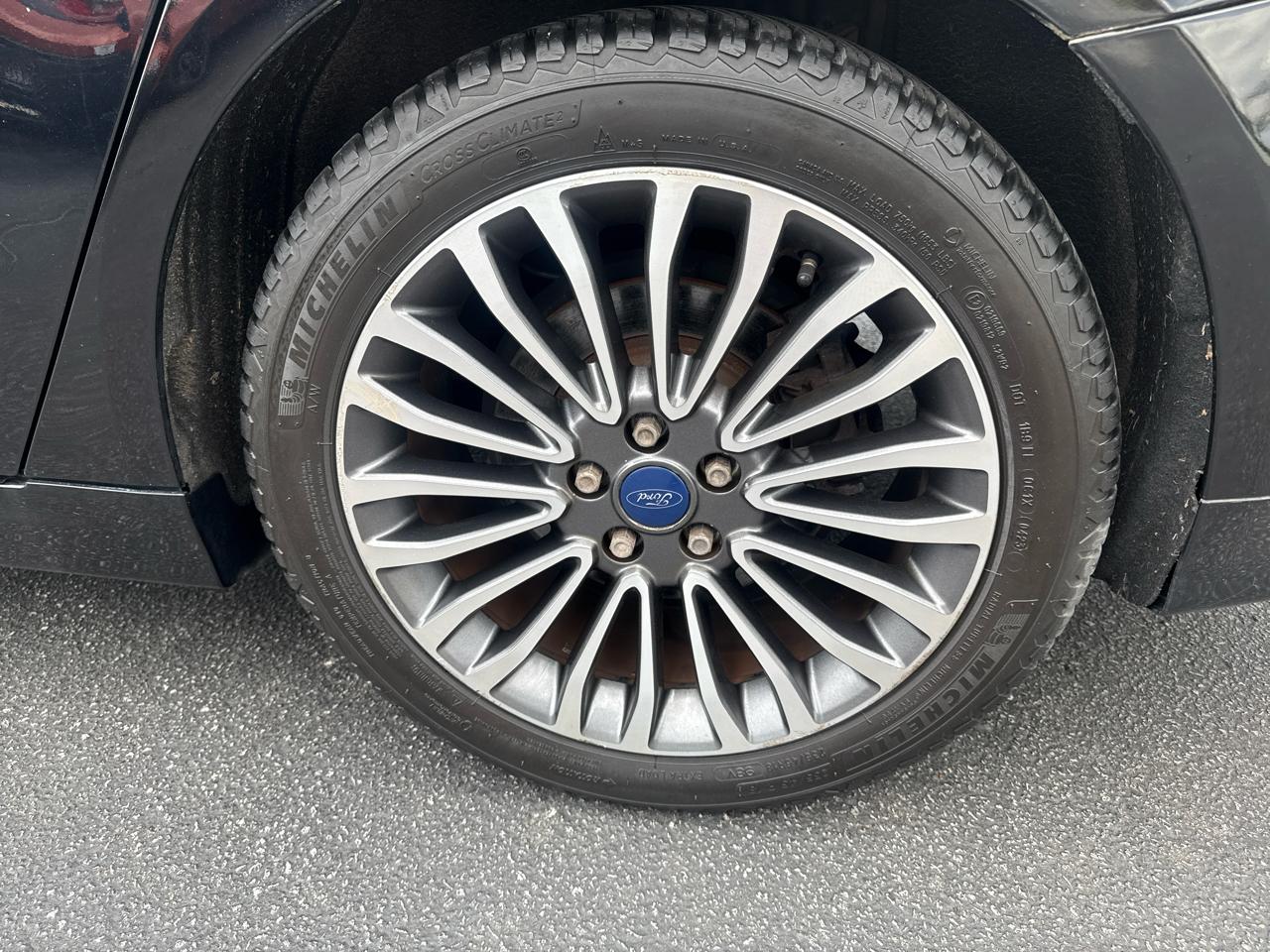 Ford Fusion SE 2017