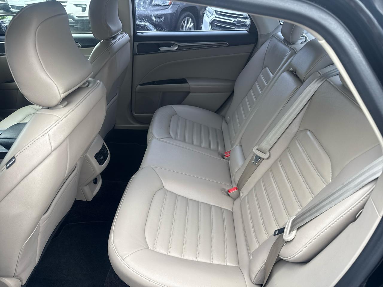 Ford Fusion SE 2017