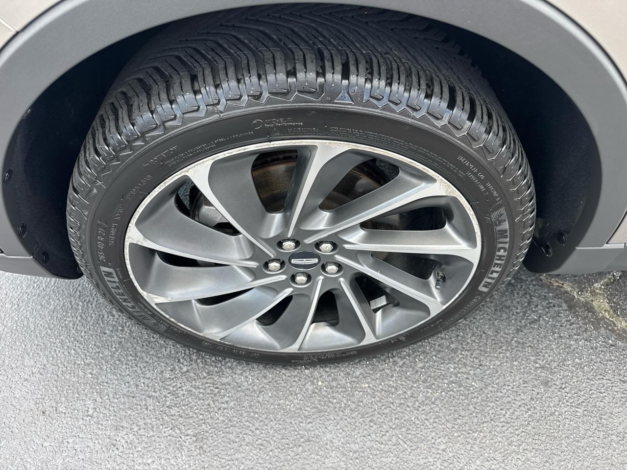 Lincoln Nautilus Reserve AWD 2021