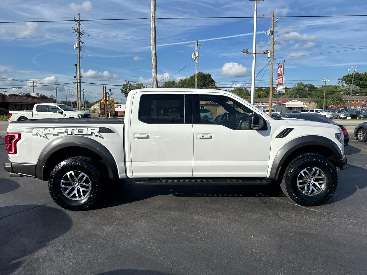 Ford F-150 Raptor SuperCab 4WD 2017