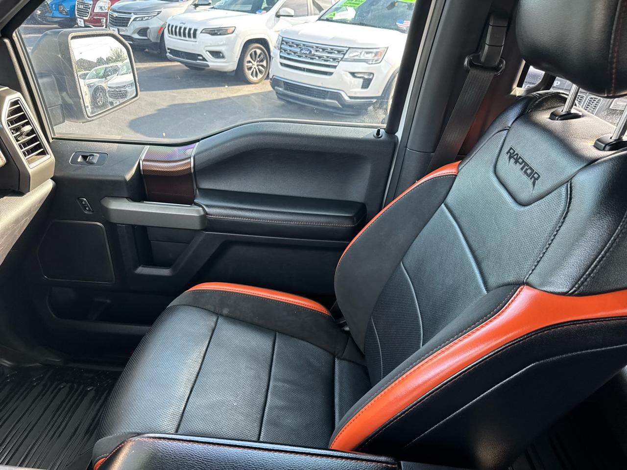 Ford F-150 Raptor SuperCab 4WD 2017