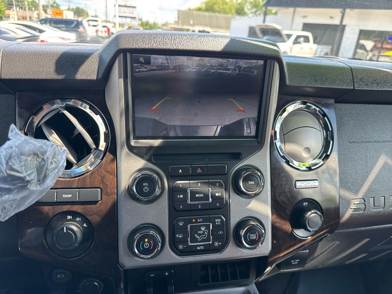 Ford F-350 SD Platinum Crew Cab 4WD 2015