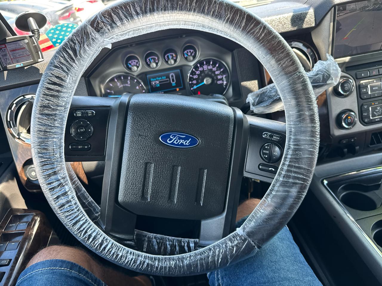 Ford F-350 SD Platinum Crew Cab 4WD 2015