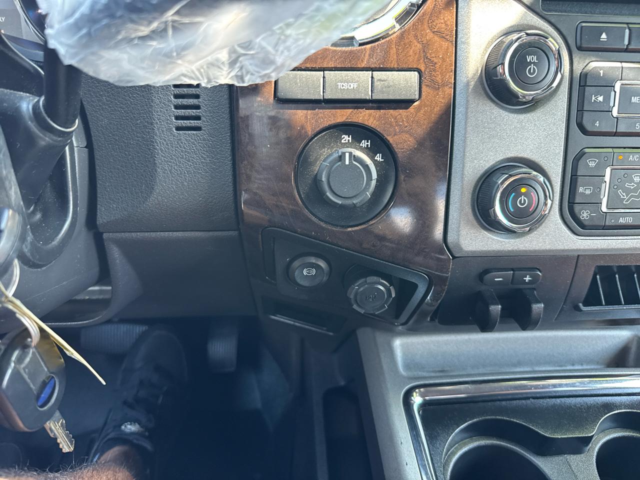 Ford F-350 SD Platinum Crew Cab 4WD 2015