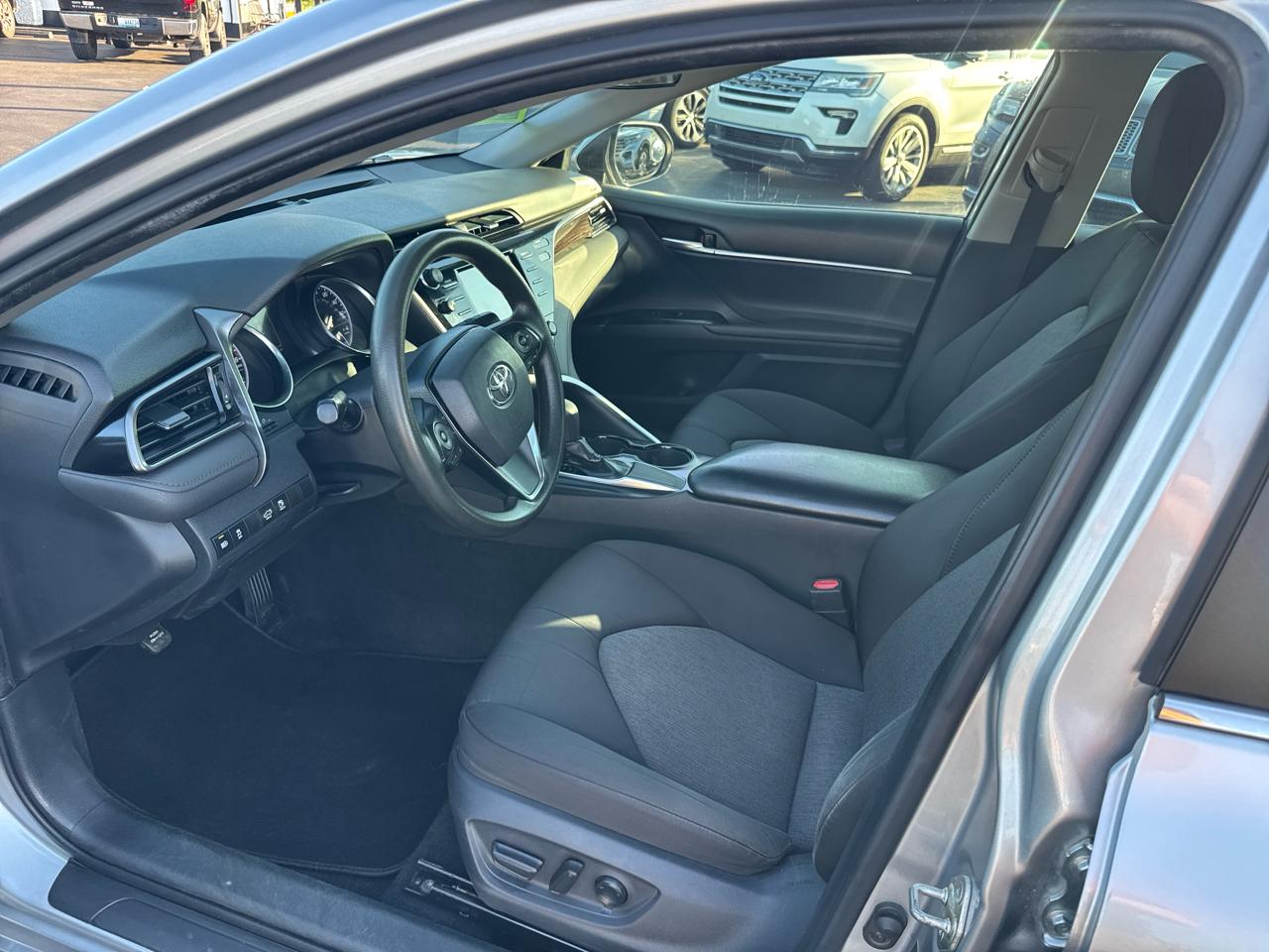 Toyota Camry XLE 2019