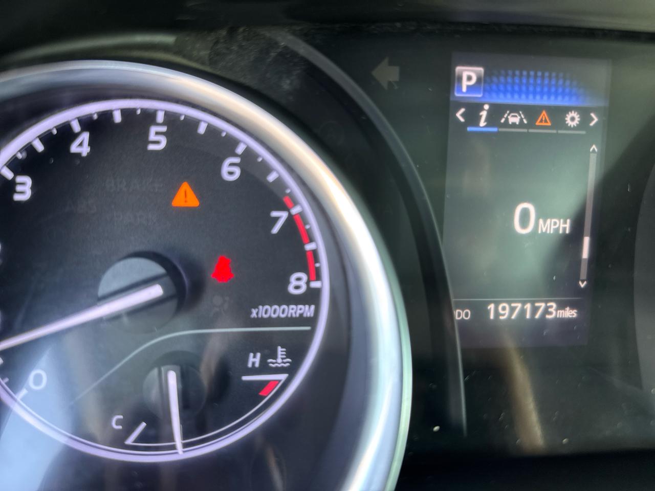 Toyota Camry XLE 2019