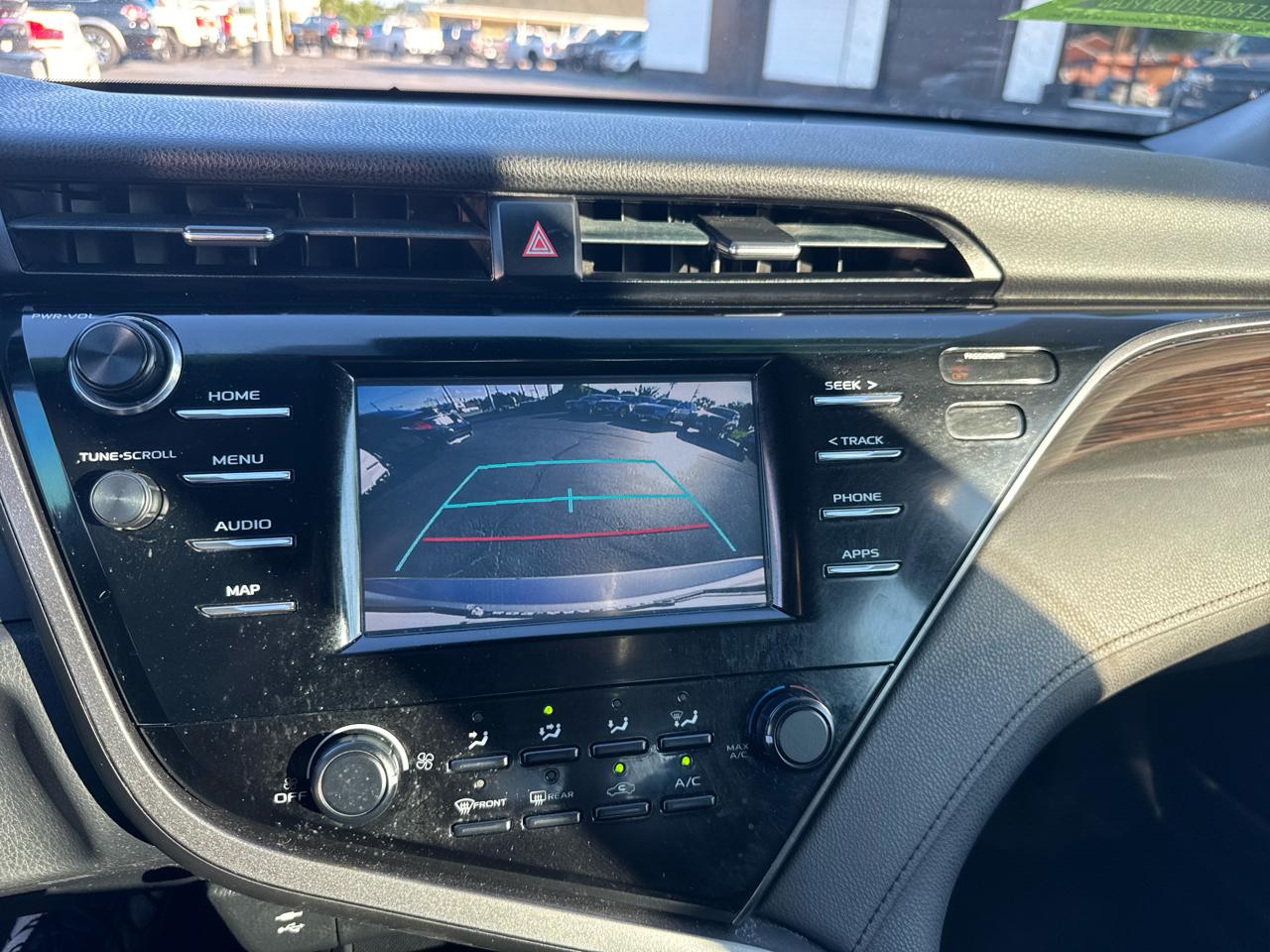 Toyota Camry XLE 2019