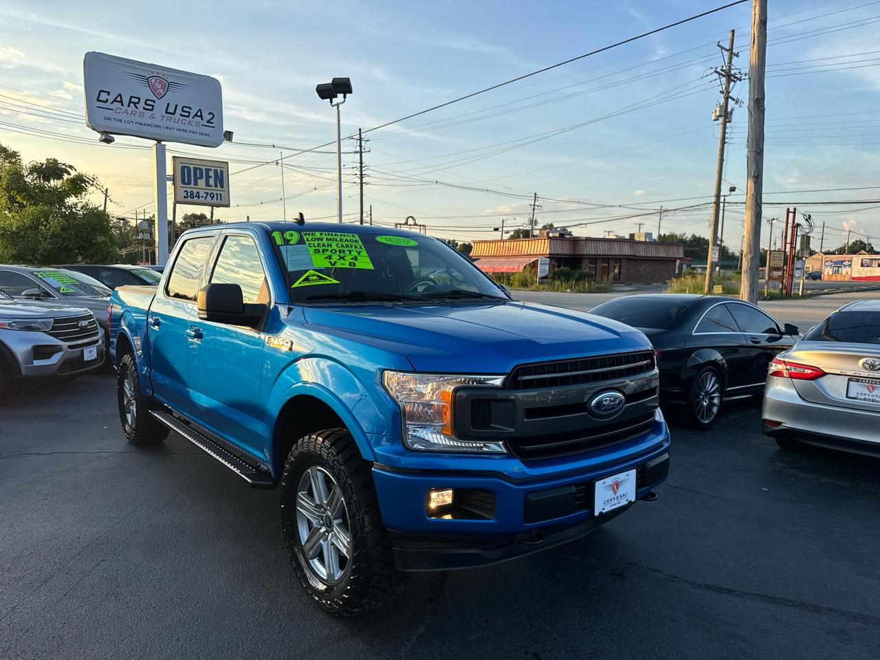 Ford F-150 4WD SuperCrew 150" XLT 2019