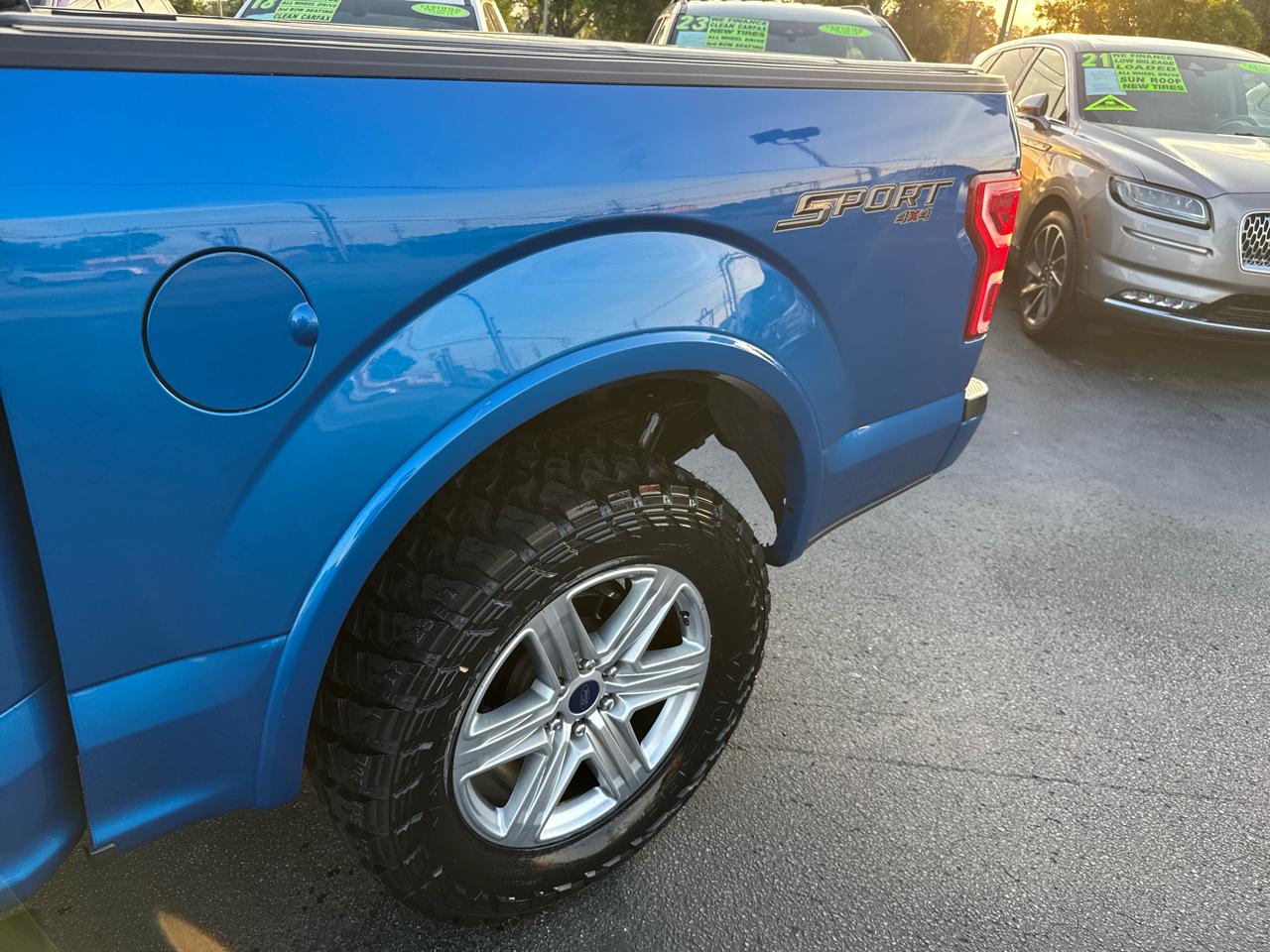 Ford F-150 4WD SuperCrew 150" XLT 2019