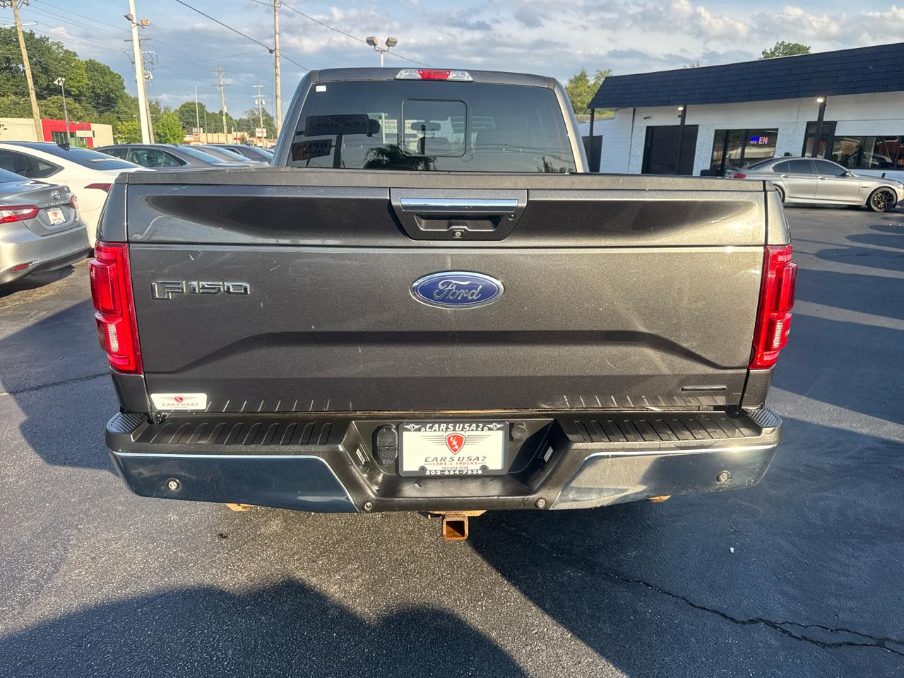 Ford F-150 4WD SuperCab 133" Lariat 2016