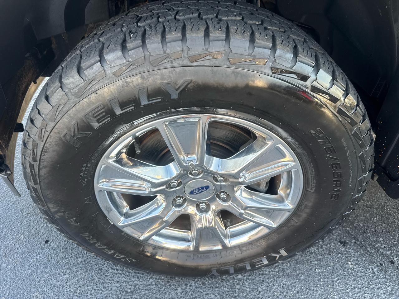 Ford F-150 4WD SuperCab 133" Lariat 2016