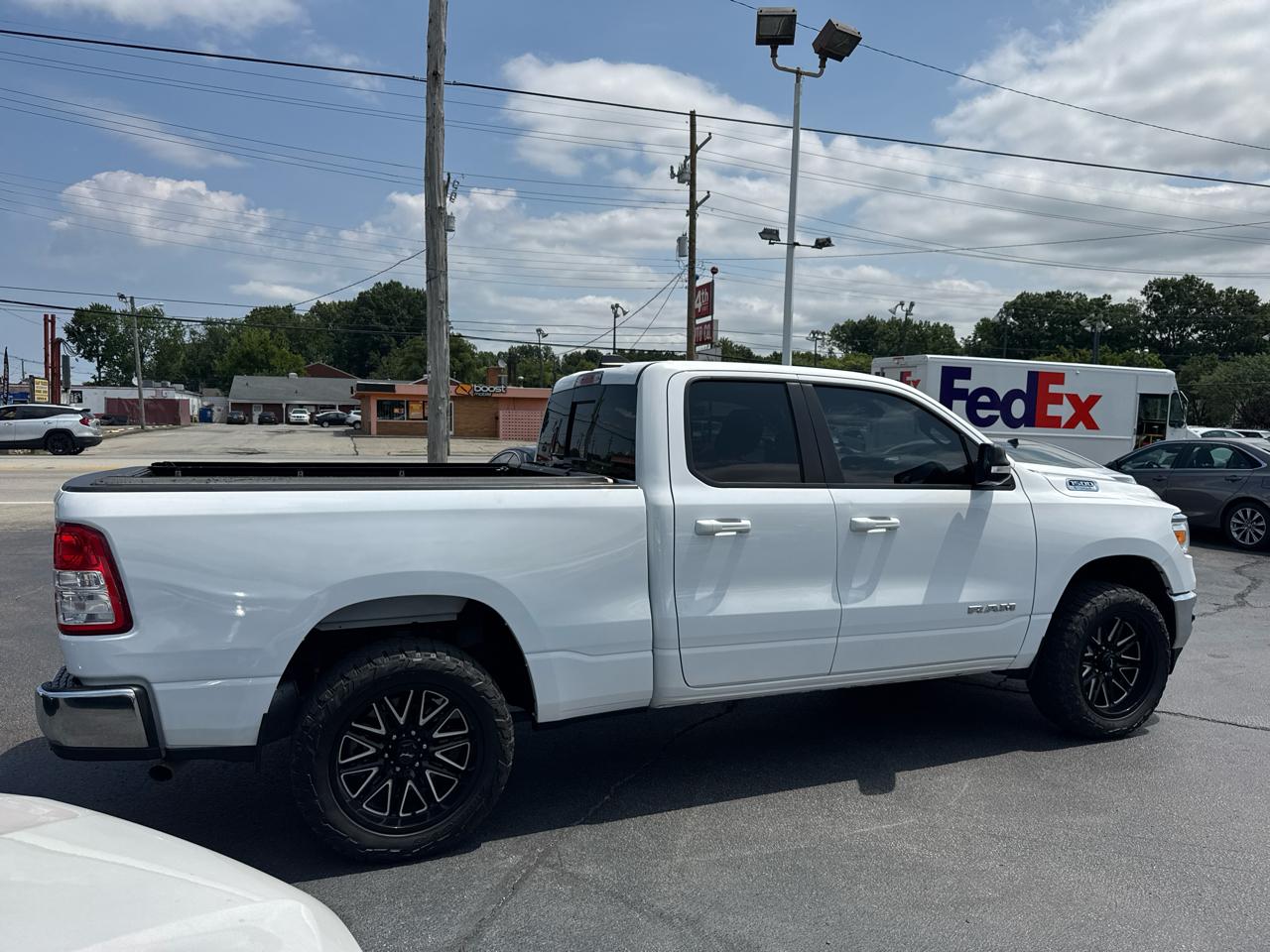 RAM 1500 Big Horn Quad Cab 2WD 2022