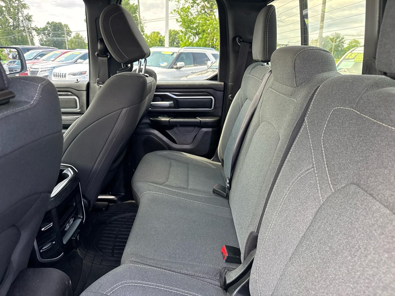 RAM 1500 Big Horn Quad Cab 2WD 2022