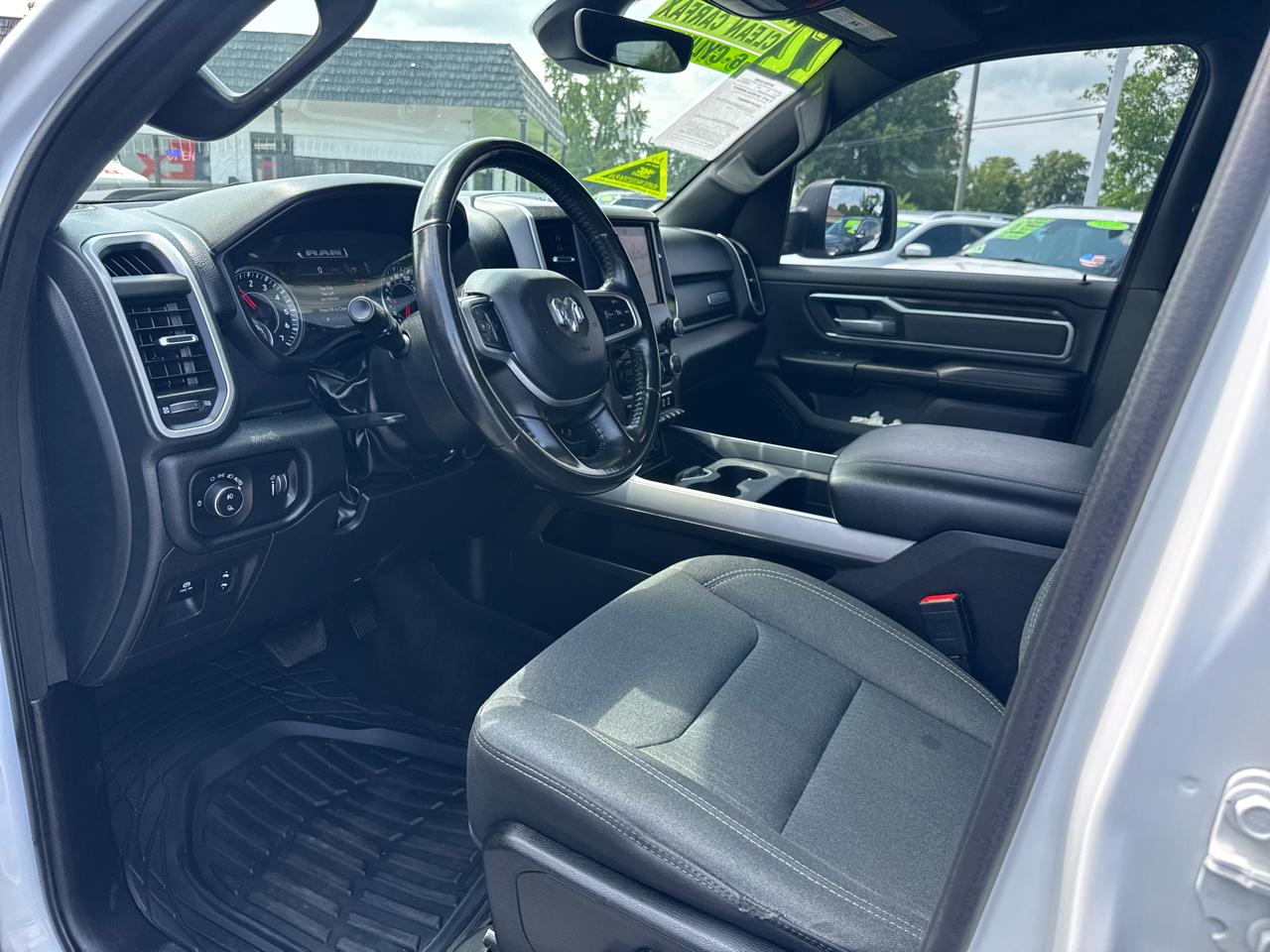 RAM 1500 Big Horn Quad Cab 2WD 2022