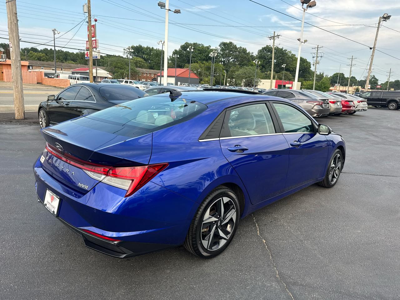 Hyundai Elantra Limited Hybrid 2023