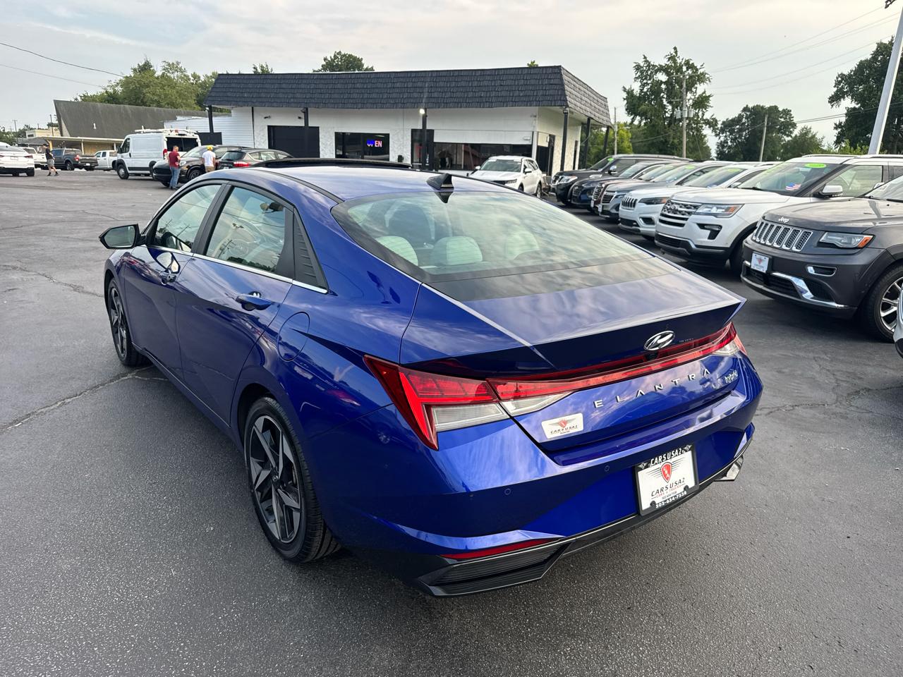 Hyundai Elantra Limited Hybrid 2023