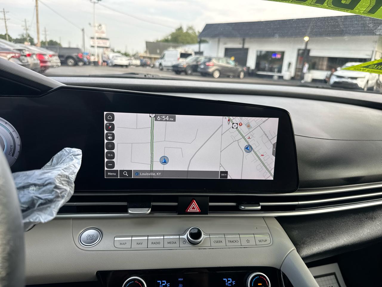 Hyundai Elantra Limited Hybrid 2023