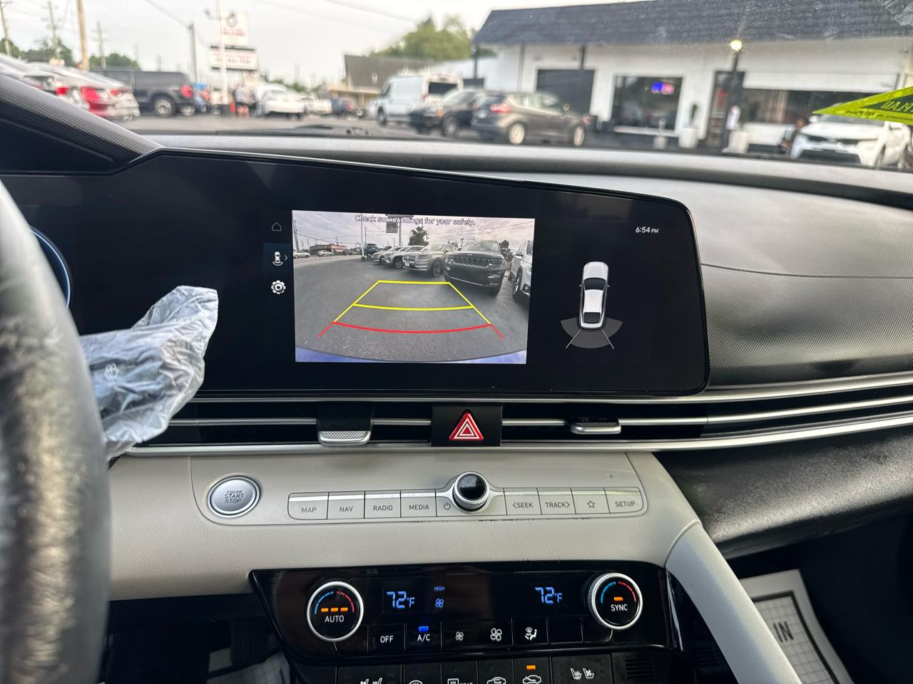 Hyundai Elantra Limited Hybrid 2023