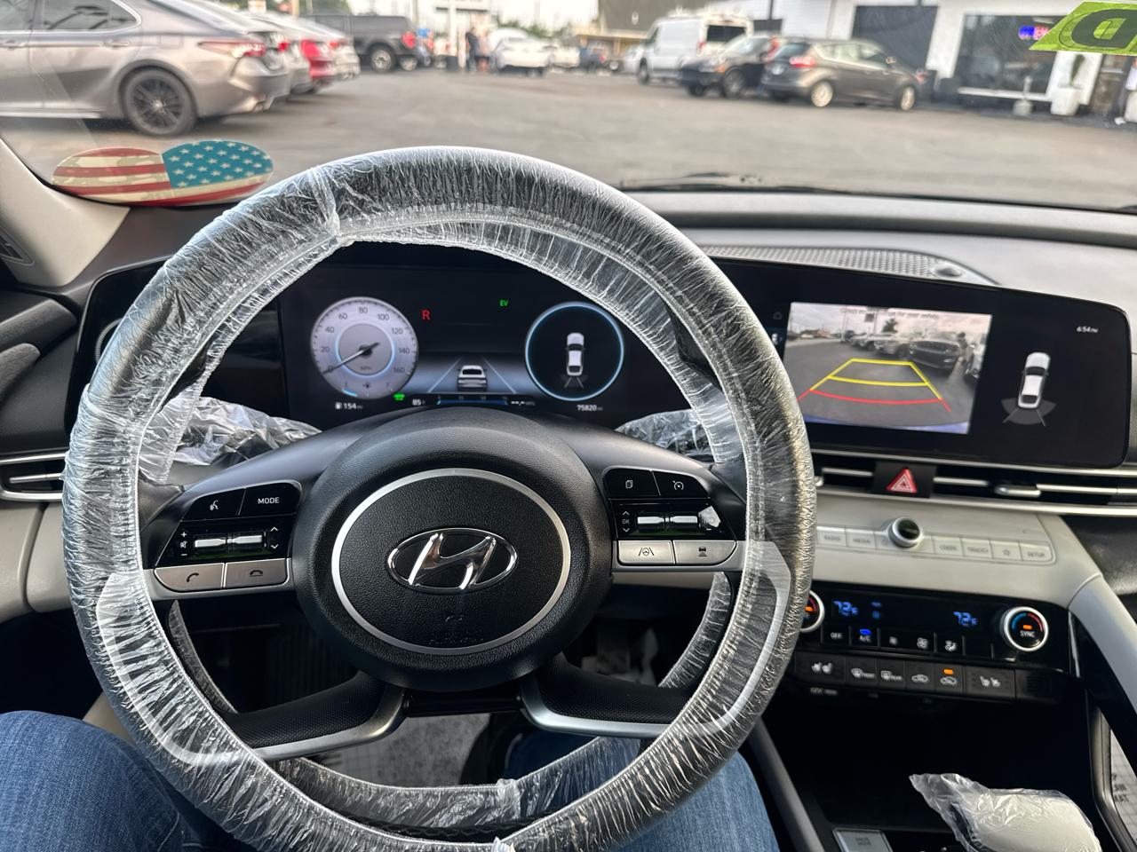 Hyundai Elantra Limited Hybrid 2023