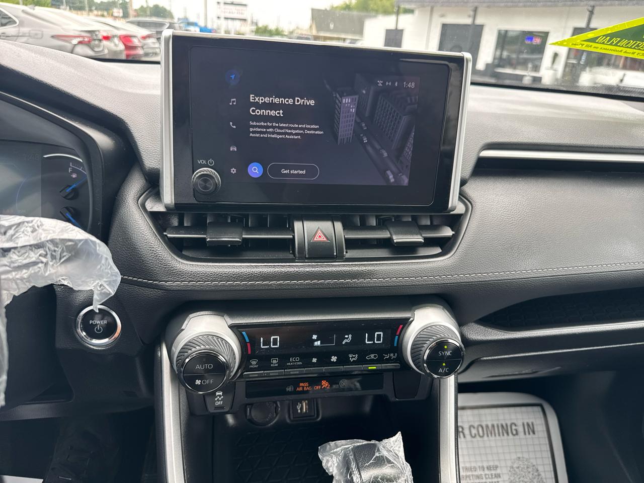 Toyota RAV4 Hybrid XLE 2023