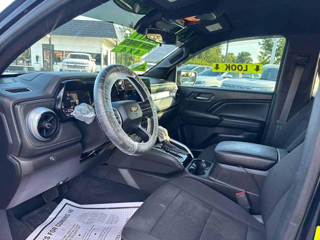 Chevrolet Colorado LT Crew Cab 4WD 2023