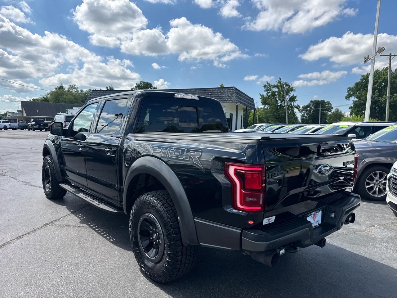Ford F-150 Raptor SuperCrew 4WD 2017
