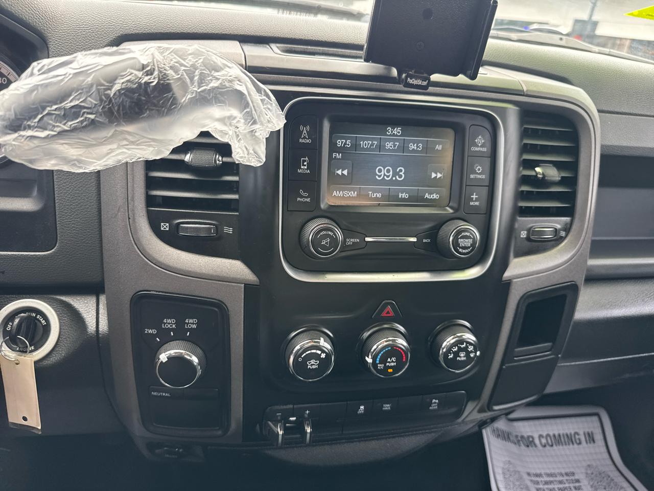 RAM 2500 Tradesman Crew Cab SWB 4WD 2018