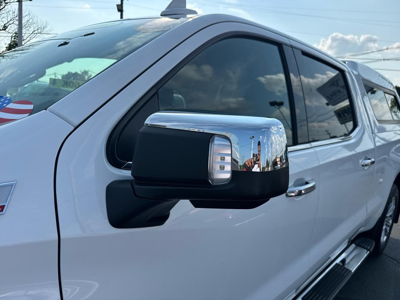 Chevrolet Silverado 1500 4WD Crew Cab 143.5" LTZ 2023