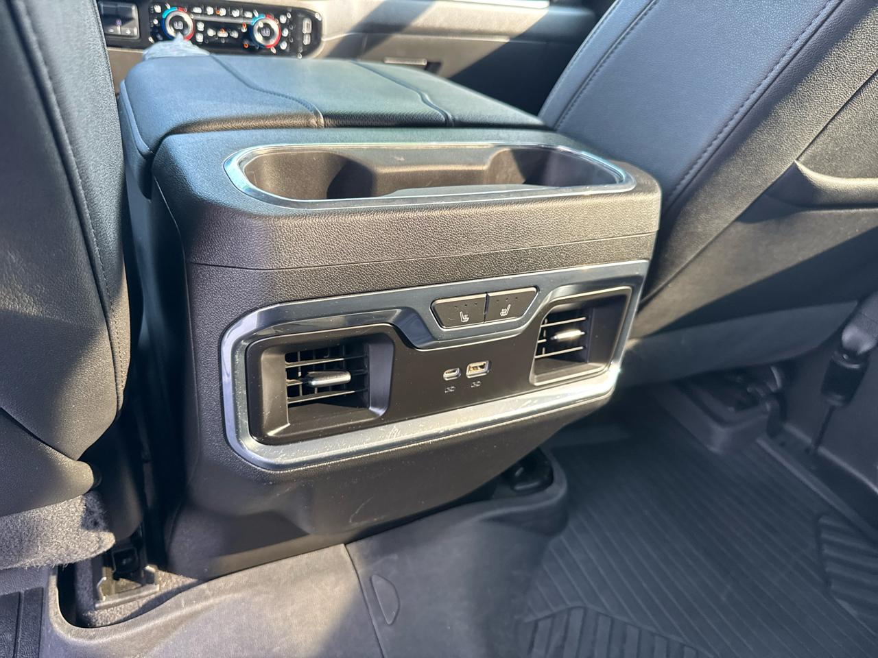 Chevrolet Silverado 1500 4WD Crew Cab 143.5" LTZ 2023