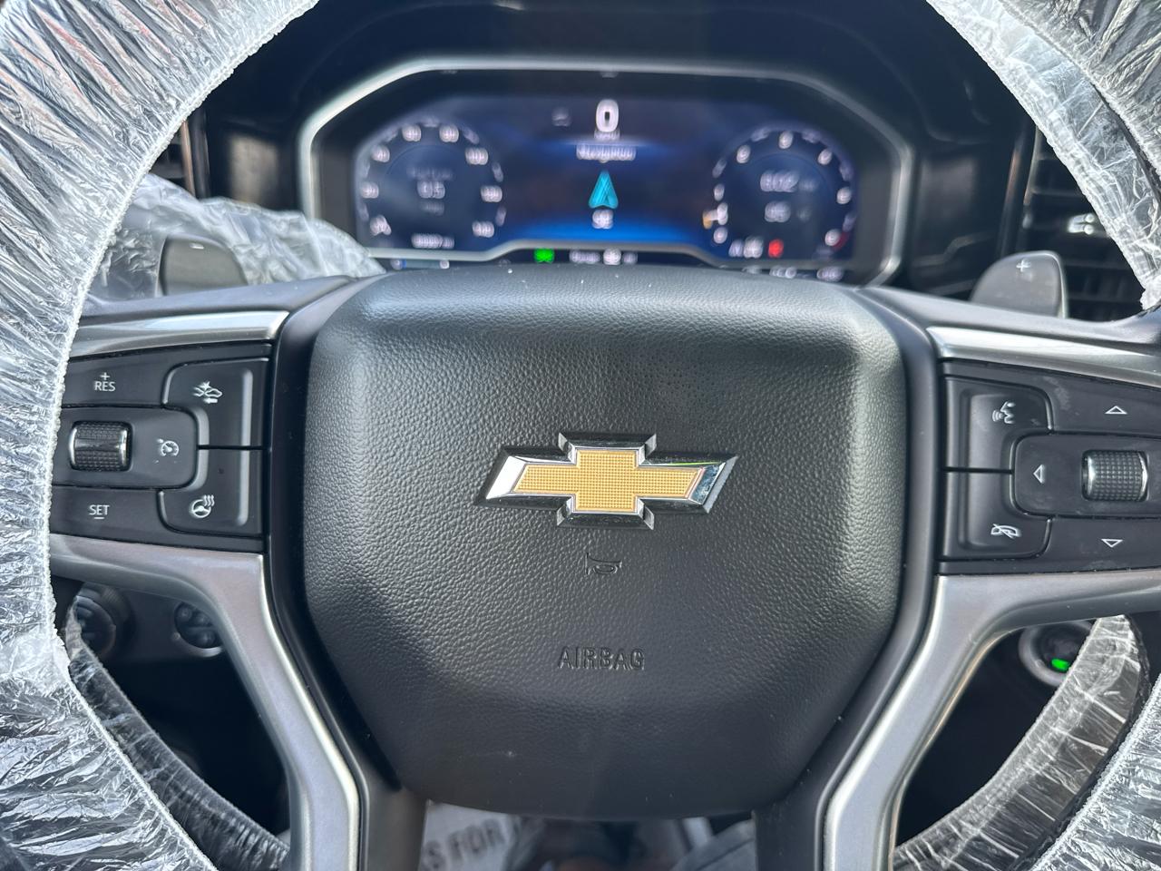 Chevrolet Silverado 1500 4WD Crew Cab 143.5" LTZ 2023