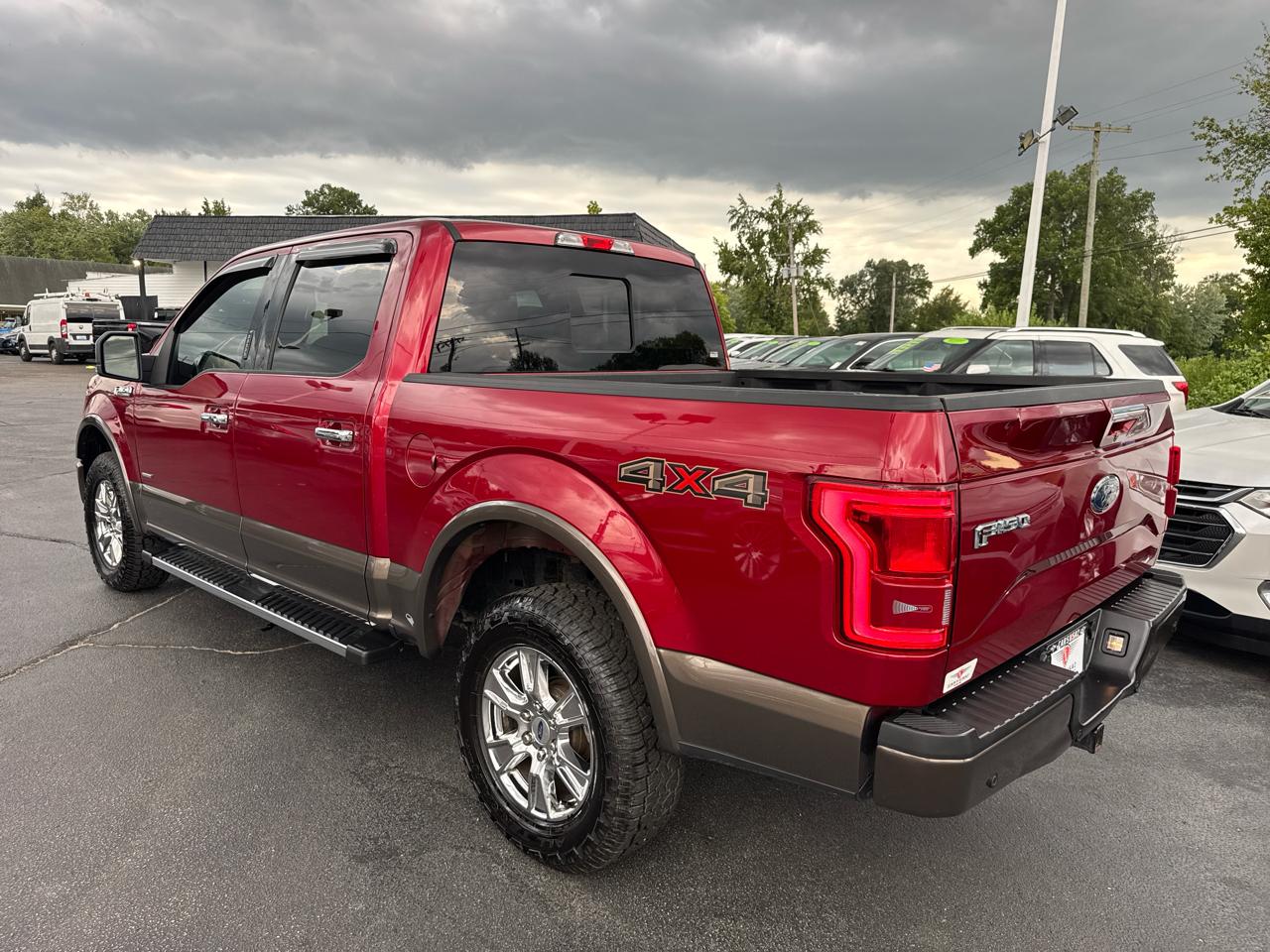 Ford F-150 4WD SuperCab 133" Lariat 2016