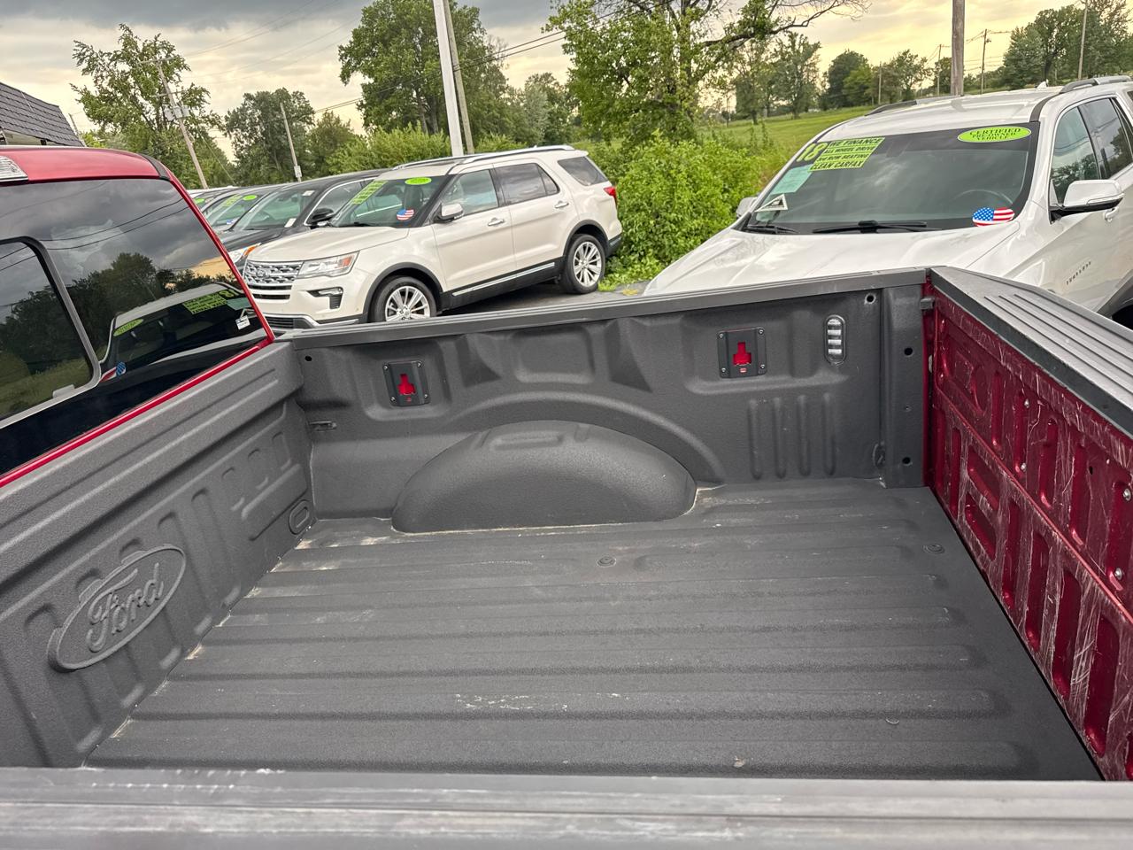 Ford F-150 4WD SuperCab 133" Lariat 2016