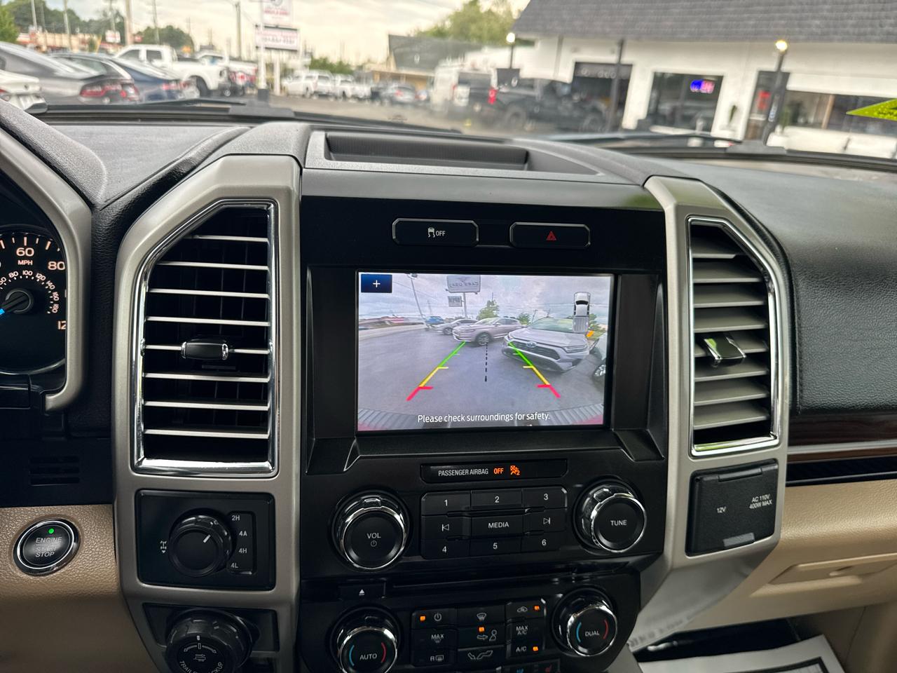 Ford F-150 4WD SuperCab 133" Lariat 2016