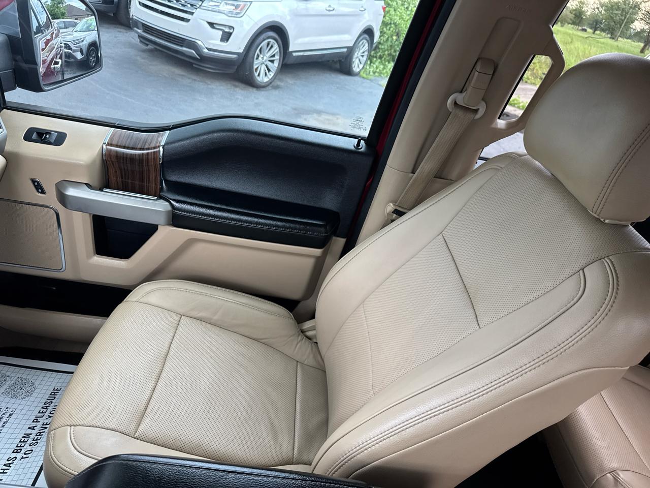 Ford F-150 4WD SuperCab 133" Lariat 2016
