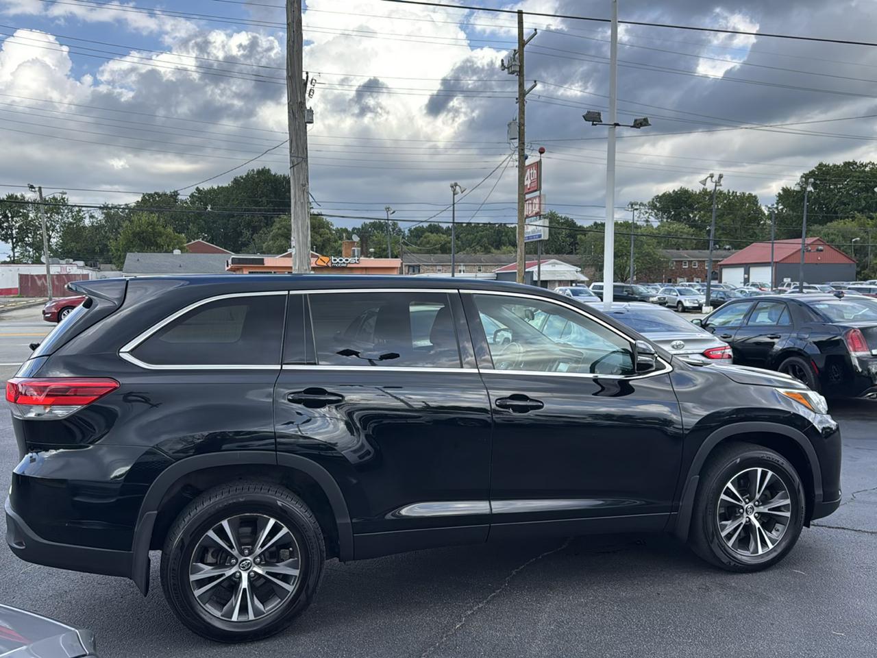 Toyota Highlander LE Plus AWD V6 2019