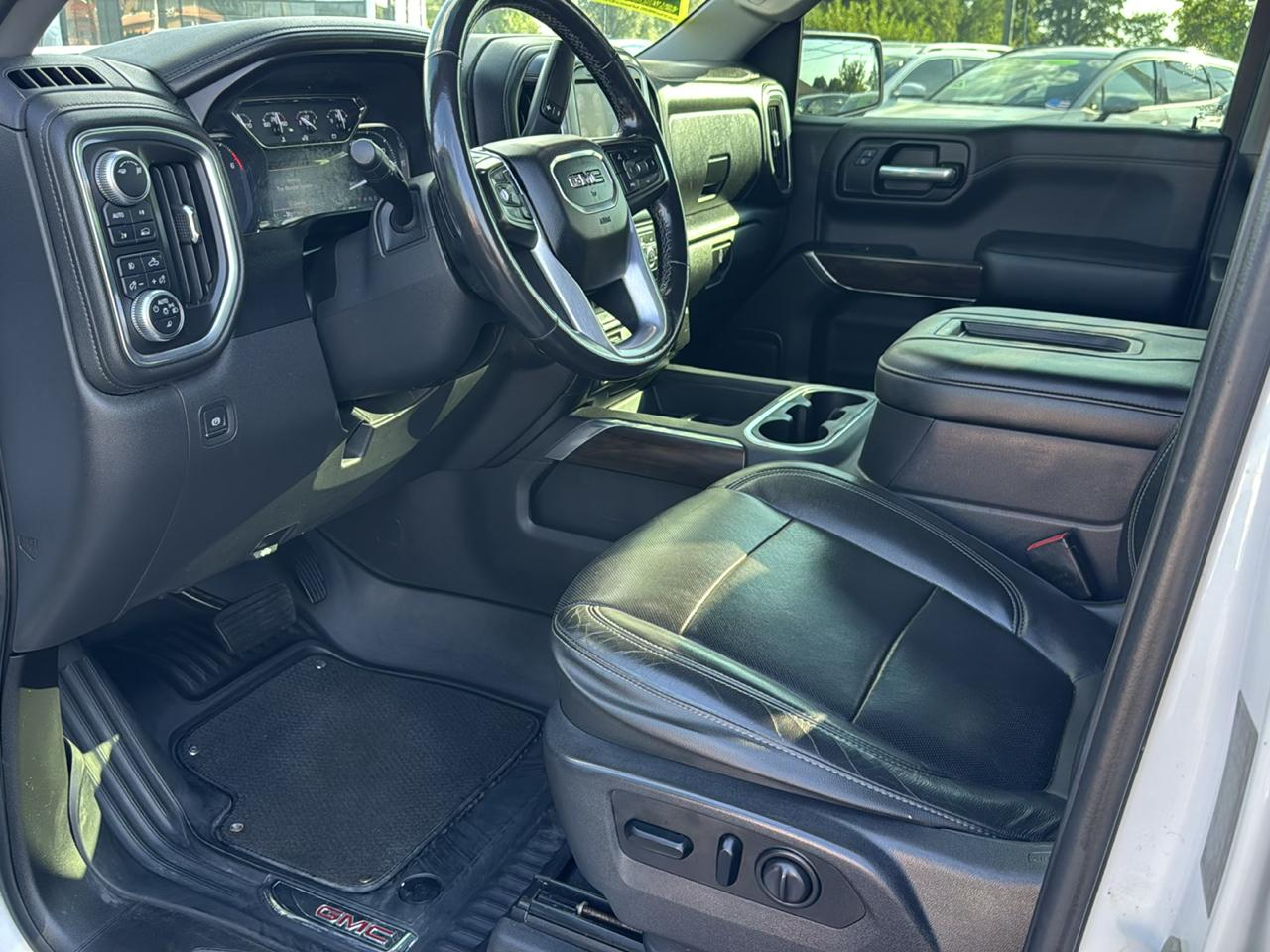 GMC Sierra 1500 4WD Crew Cab 147" SLT 2019